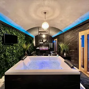Appartement Romantic Wellness Colosseo, Rome